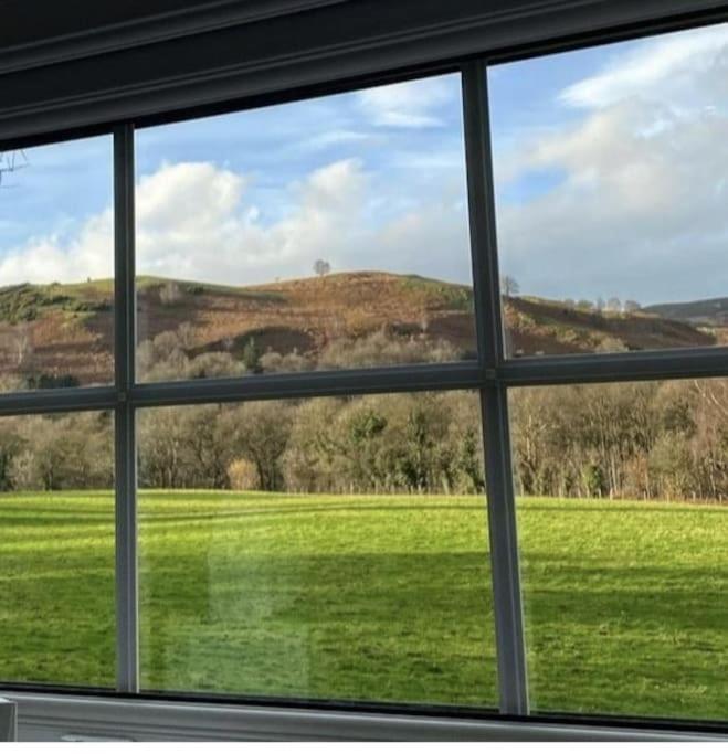 The Old Coach House Bed & Breakfast Llangollen Exterior photo